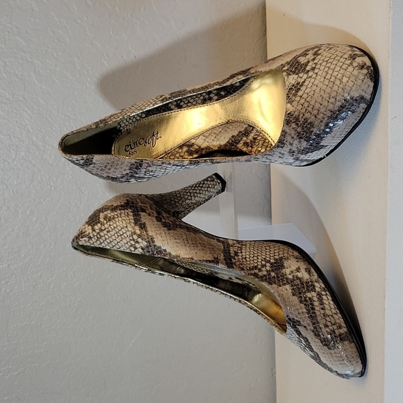 EURO SOFT 3015 Annabelle Fabric Snake Print Comfort Heel 10M - Picture 1 of 12